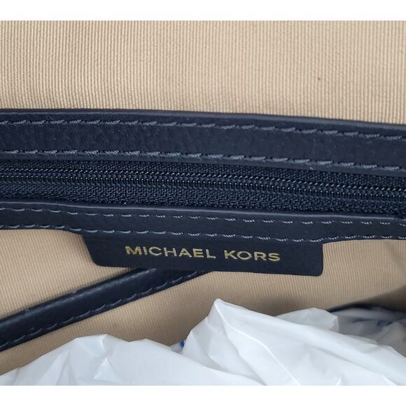 Michael‎ Kors Junie Medium Drawstring Backpack Navy White Chevron Woven Leather main image 11